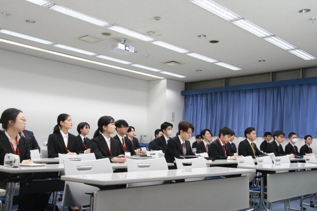 トライデントコンピュータ専門学校合同企業説明会が行われました