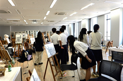 西陵高校の学生さんがトライデント見学＆OB・OG座談会へ参加いただきました！